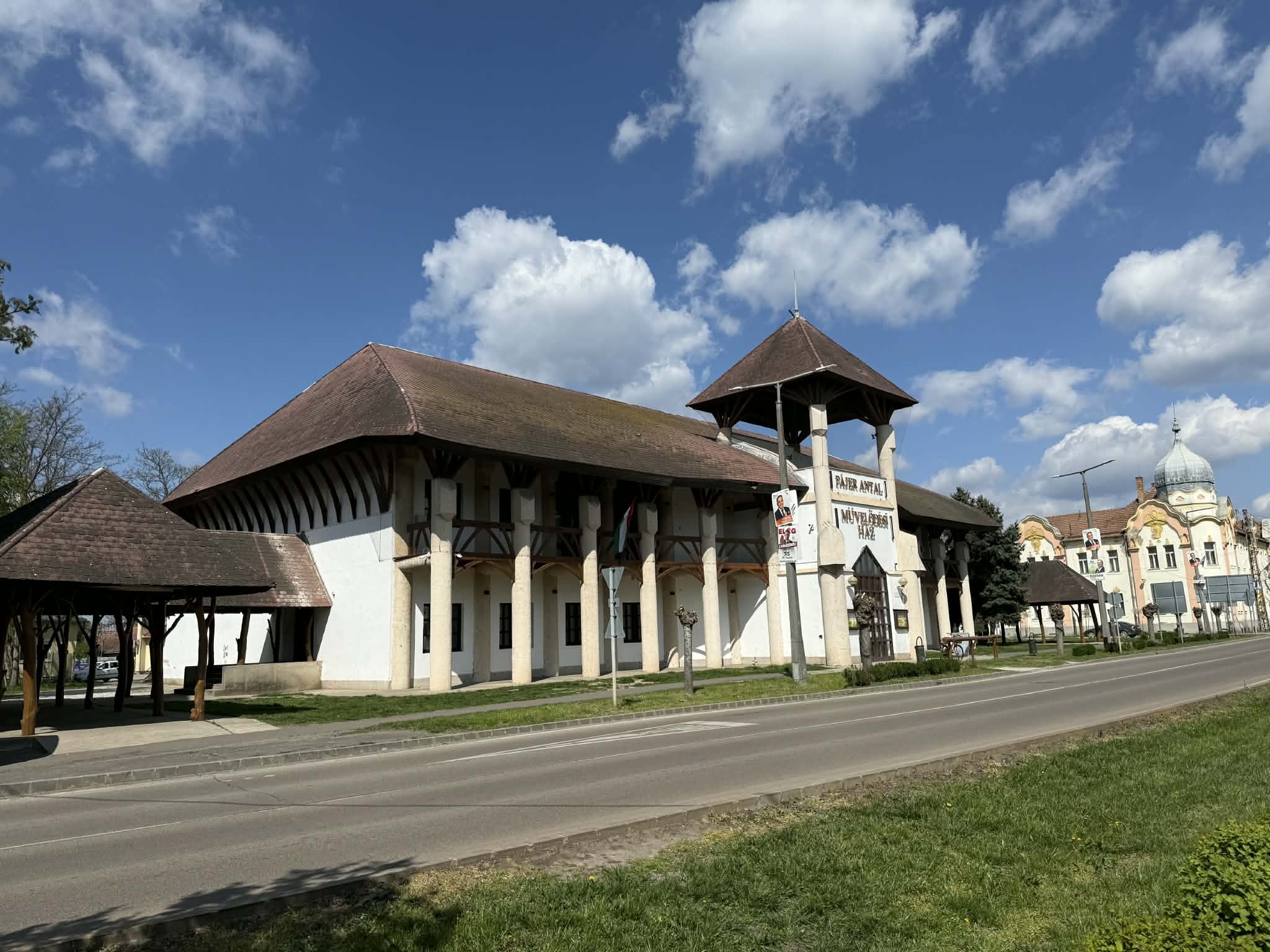 Centrum miasta Jaszapati na Węgrzech