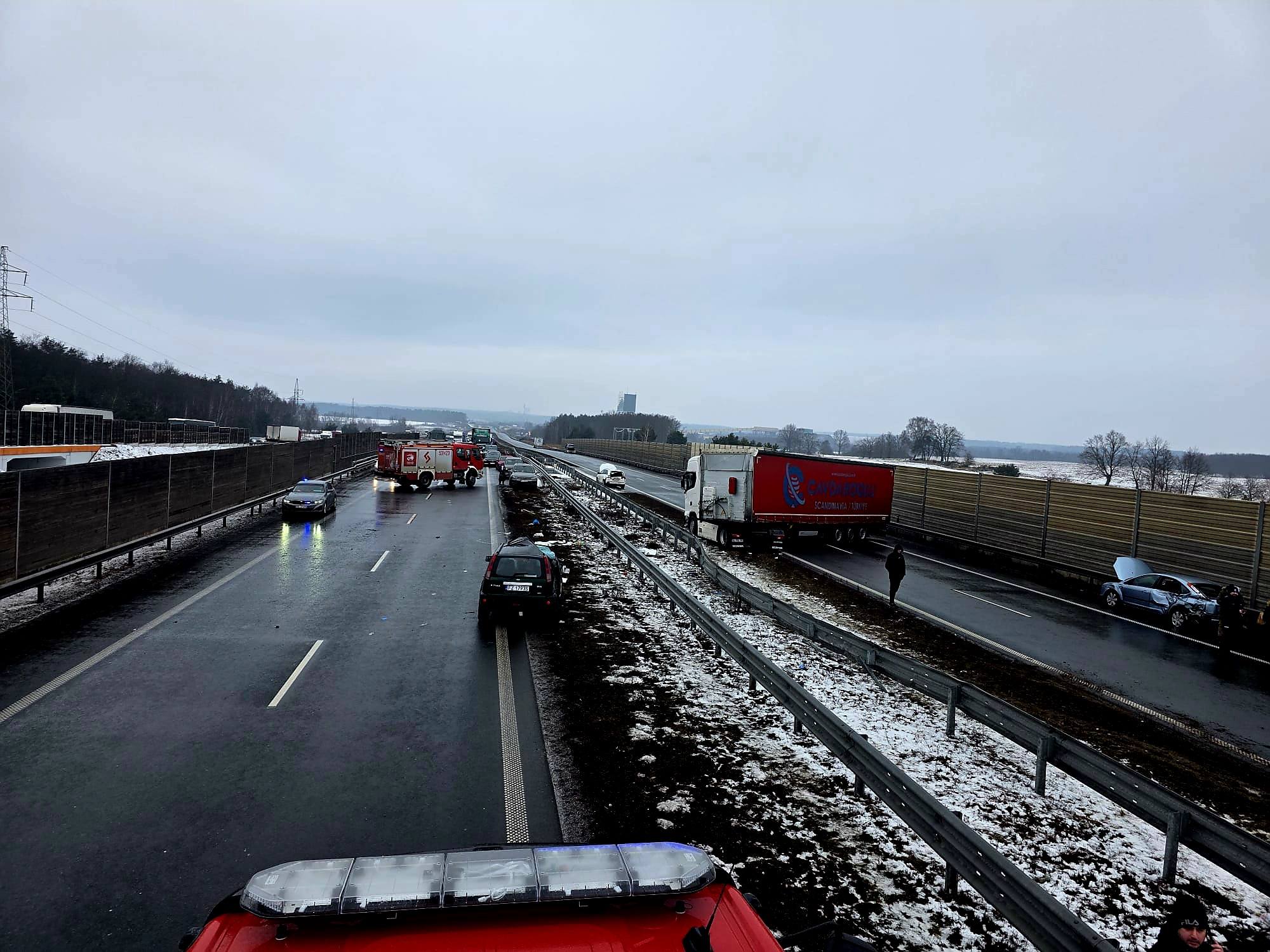 Karambol na S3/ Straż Pożarna w Polkowicach