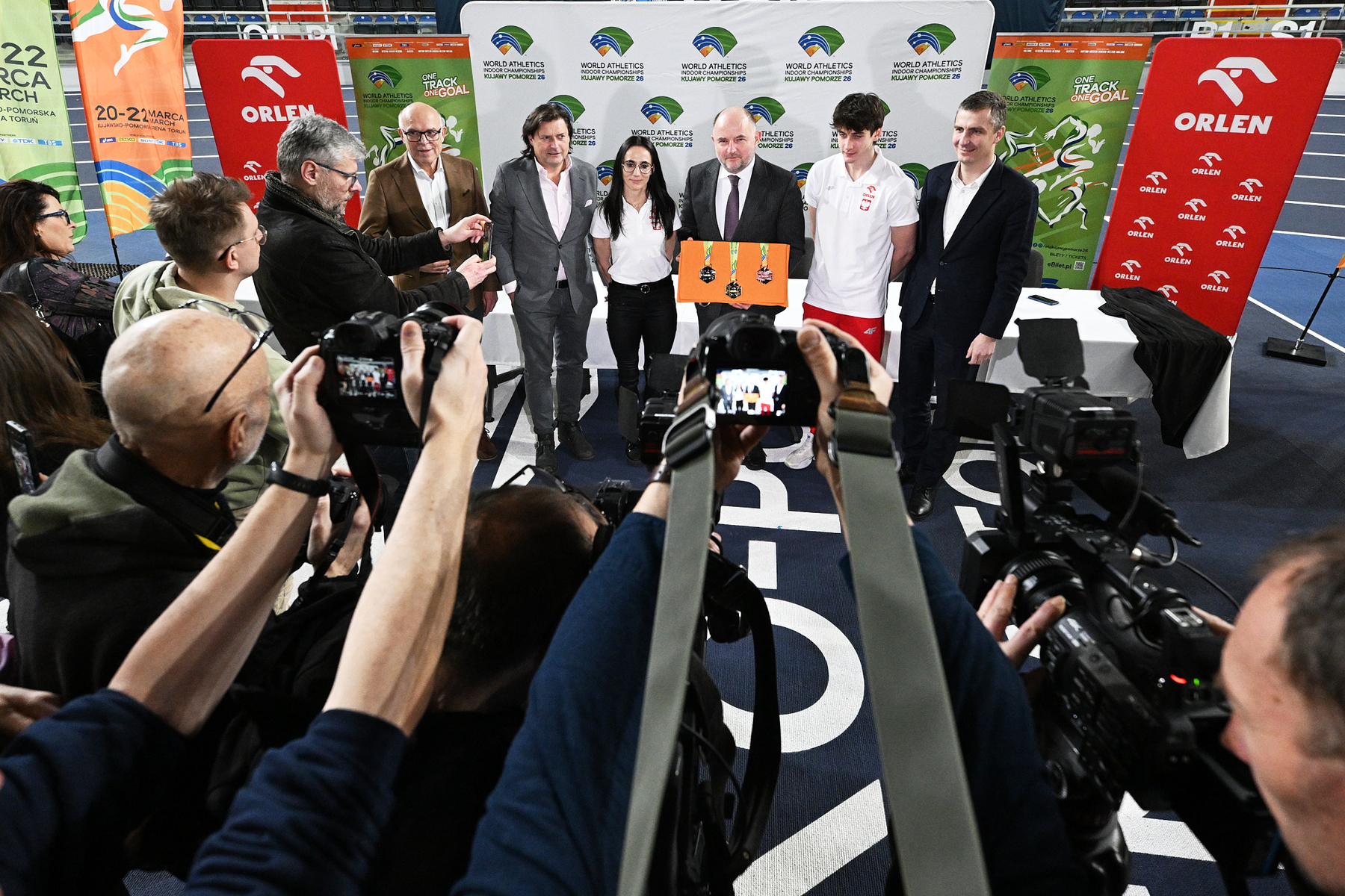 Torun_Konferencja_09022026_fotLukaszSzelag_005