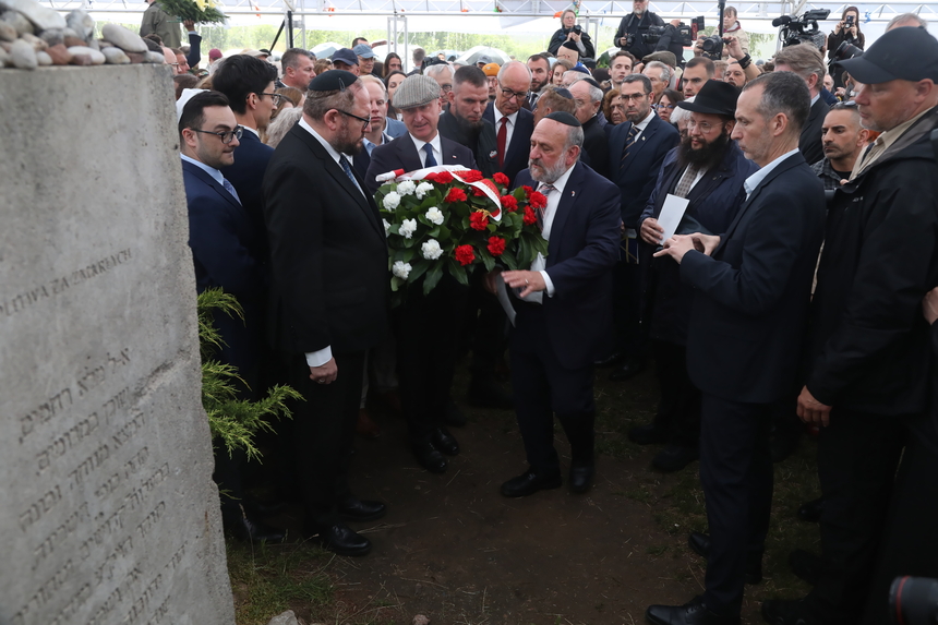 Jedwabne uroczystości