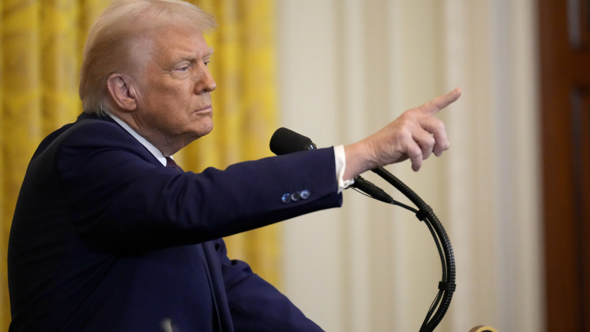 "Ani trochę nie wierzę w ostrzeżenia Zełenskiego". Trump ujawnia kulisy