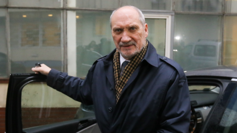 Macierewicz