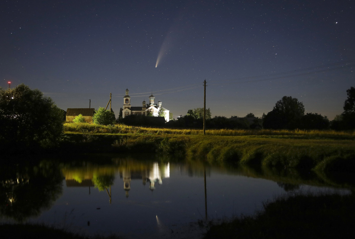 AP/Associated Press/East News