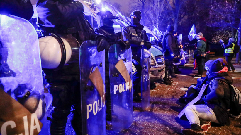 Koronawirus 10.12 w Polsce. Ile dzisiaj nowych zakażeń? Obrady Sejmu