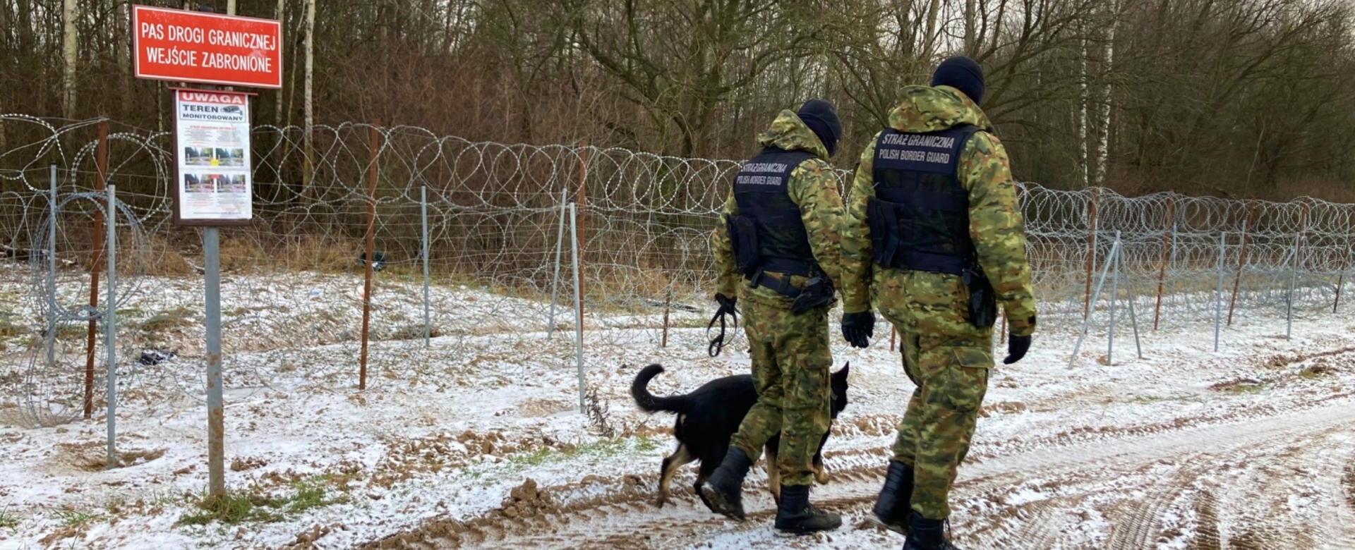 "W sklepie ocieramy się o karabiny mundurowych". Odwiedziliśmy strefę stanu wyjątkowego