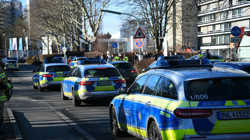 Die Heidelberger Schießerei. Polizei: Angreifer mit Langwaffe tot aufgefunden Die Heidelberger Schießerei. Polizei: Angreifer mit Langwaffe tot aufgefunden